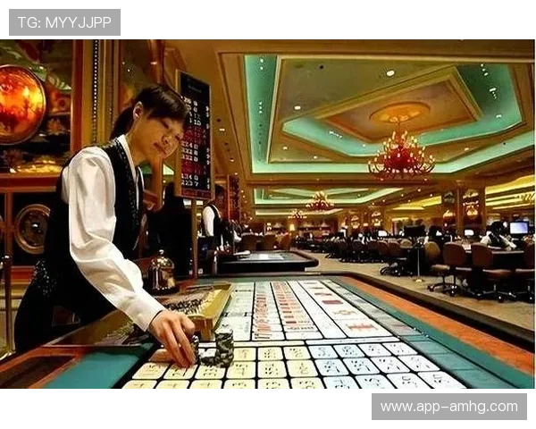 欣赏澳门皇冠赌场图片捕捉精彩赌局瞬间与奢华娱乐体验